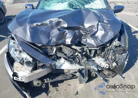 2018 Honda Civic Lx z USA, uszkodzony, nr VIN 2HGFC2F57JH556045